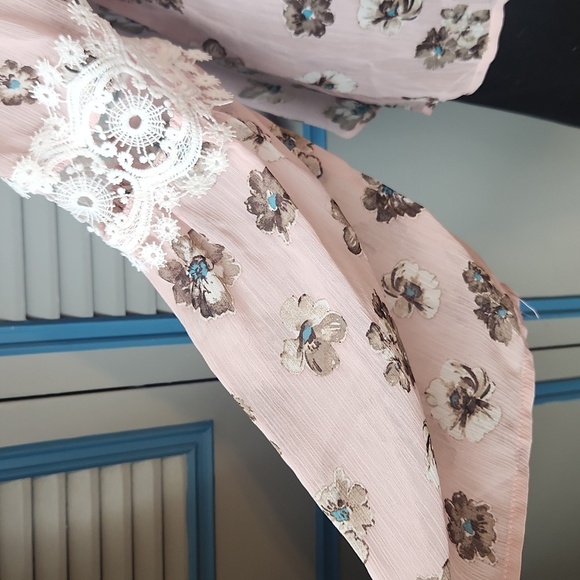 Love J Blush Pink Floral Cold Shoulder Sheer Blouse - Picture 6 of 13